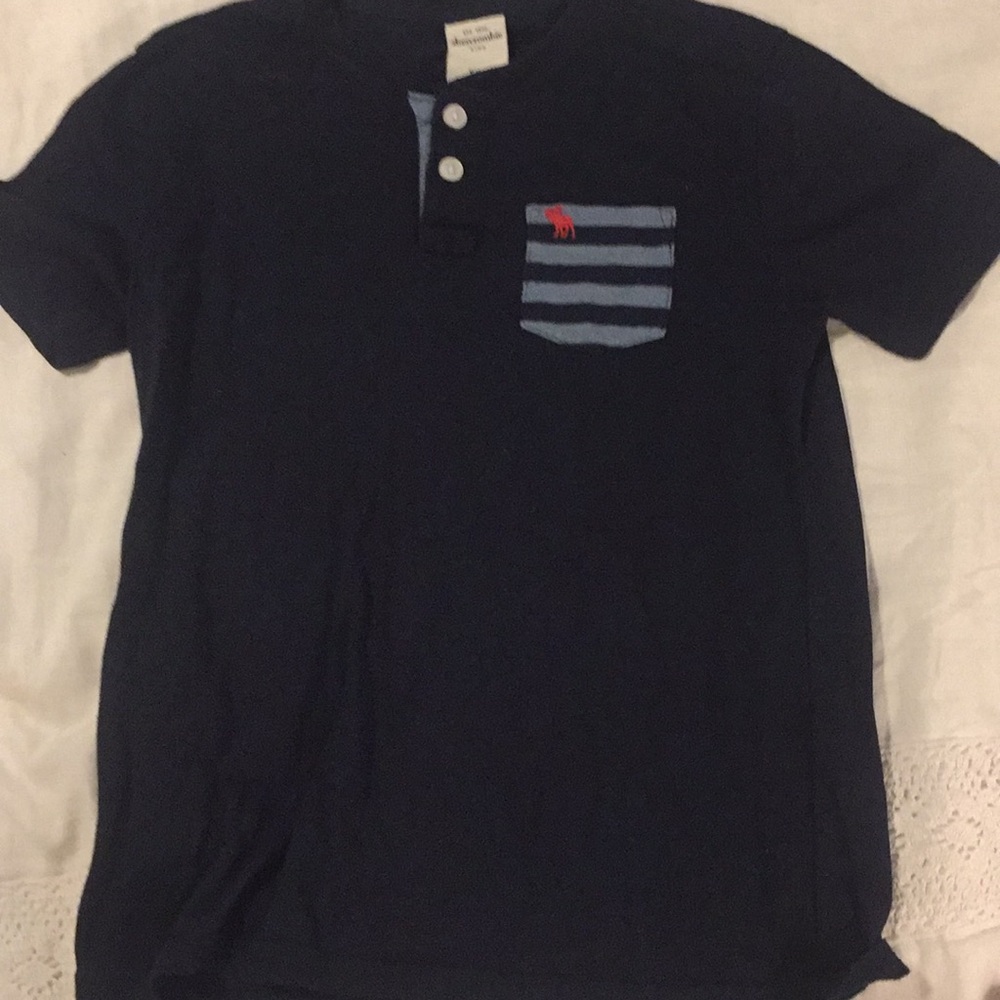 Abercrombie boys shirt